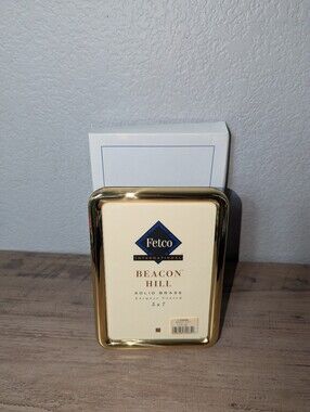 NWT Fetco Brass Beacon Hill 5x7 Picture Frame - Gold Tone